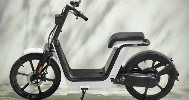 Honda tung ra thị trường mẫu xe điện giá chỉ 17 triệu đồng