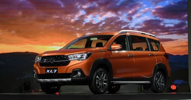 MPV 7 chỗ siêu đẹp của Suzuki ra mắt bản nâng cấp, quyết đấu Mitsubishi Xpander