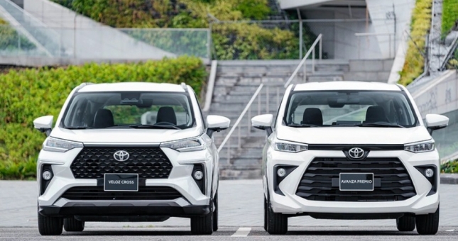 Khan hàng, bộ đôi Toyota Veloz Cross và Avanza Premio vẫn tăng giá bán