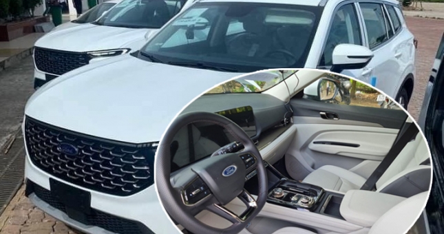 Ford Territory 2023 lần đầu lộ nội thất tại Việt Nam, hiện đại như xe sang