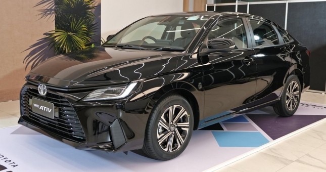 Cận cảnh Toyota Vios 2023 bản Smart vừa ra mắt, giá rẻ nhưng vẫn đủ trang bị