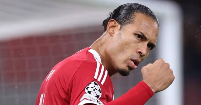 Van Dijk phải thốt lên ‘xuất sắc’ về một sao trẻ của Liverpool