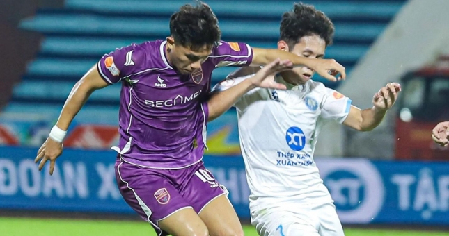 Trực tiếp bóng đá Becamex TP.HCM vs Nam Định, 18h00 hôm nay 25/4