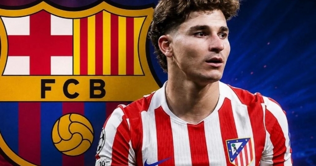 Barca tung nước cờ rung chuyển thị trường vì Julian Alvarez