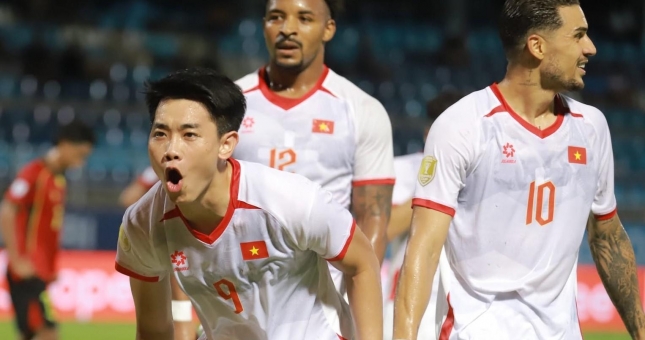 Truyền thông Singapore phát sốt vì 'Haaland Hà Nội' của ĐT Việt Nam