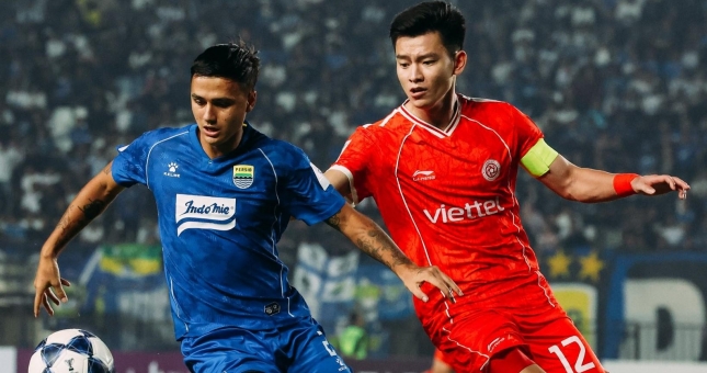 Sao Việt kiều mắc lỗi, Viettel ôm hận trên đất Indonesia trước Persib Bandung