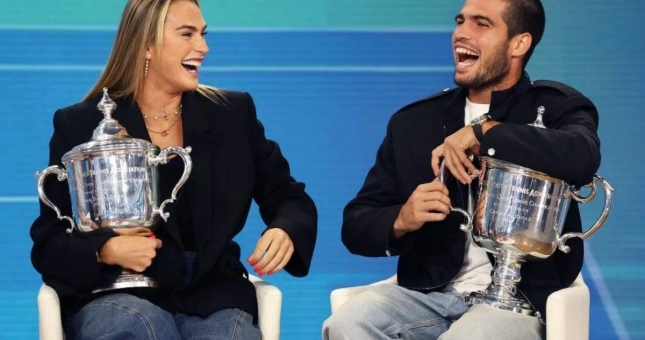 Alcaraz trở lại sau 139 ngày, Sabalenka khởi động giấc mơ hatttrick US Open
