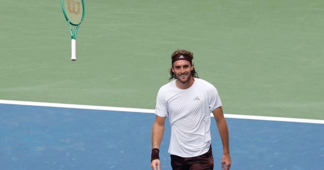 Tsitsipas bất ngờ tạo địa chấn trước hạt giống số 10 US Open