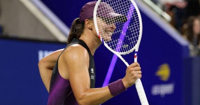 “Tiệm bánh Iga” làm nóng lò trong ngày ra quân US Open