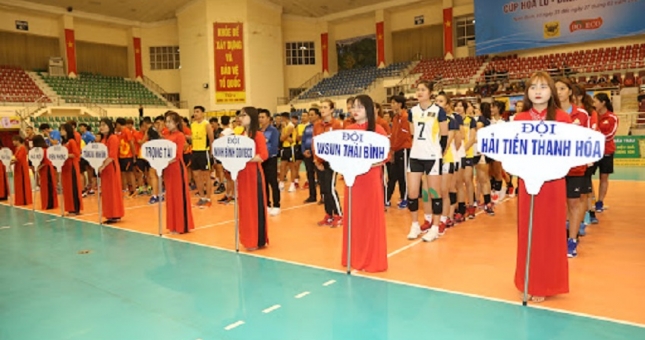 Cúp bóng chuyền Hoa Lư - Bình Điền 2022 tiếp tục tổ chức thi đấu ở hai nội dung