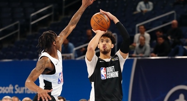 Johnny Juzang tiếp tục đồng hành cùng Ucla Bruins