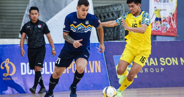 KHÓ TIN: 6 CLB Việt Nam phải dùng chung 1 sân nhà