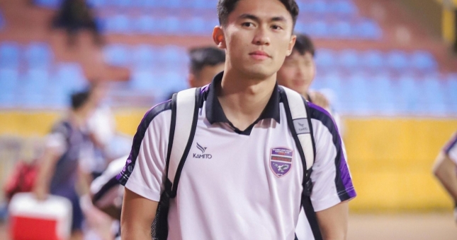 Thay thế Tiến Linh, tiền đạo ĐT Việt Nam thừa nhận áp lực lớn