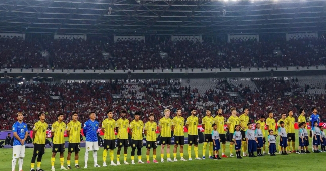 CĐV Malaysia bất ngờ rơi vào tình cảnh đặc biệt sau đại chiến với Indonesia
