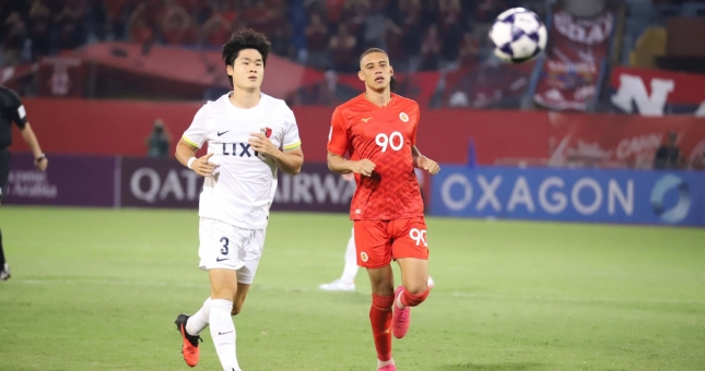 Trực tiếp bóng đá CAHN 0-0 Kashima Antlers: Đôi công hấp dẫn
