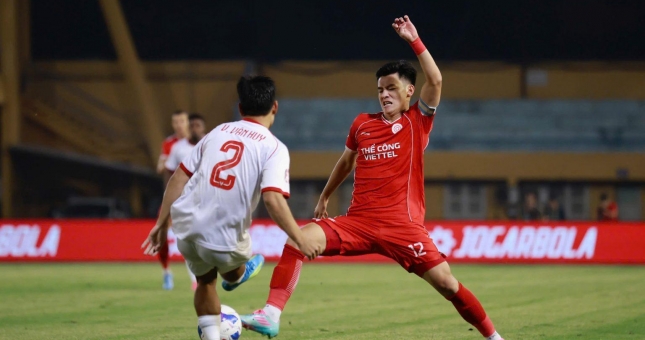 Trực tiếp bóng đá CA TP.HCM 1-0 Thể Công Viettel: Tiền đạo nhập tịch ghi bàn