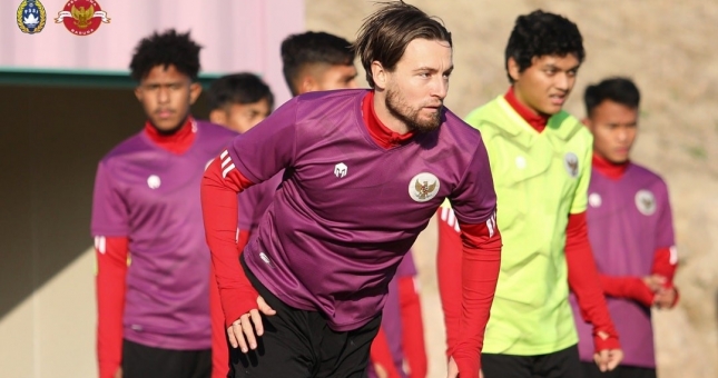 Sao nhập tịch 'choáng' với lịch tập luyện cho SEA Games của U23 Indonesia