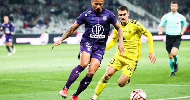 Nhận định Pau FC vs Toulouse, 23h00 hôm nay 12/7: Thuốc thử hạng nặng cho Quang Hải