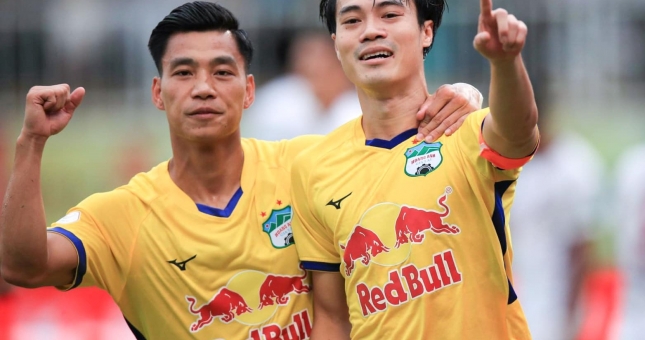 Văn Toàn 'mở tài khoản', HAGL thắng trận thứ 3 liên tiếp ở V-League