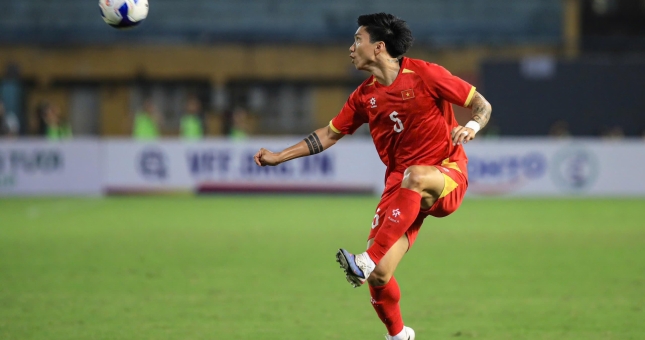 HLV Kim Sang Sik nói thẳng 1 điều khi Văn Hậu chính thức trở lại