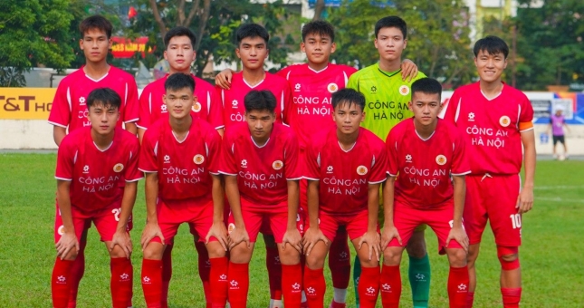 Trẻ CAHN thắng trận đầu tiên, thoát khỏi đáy bảng