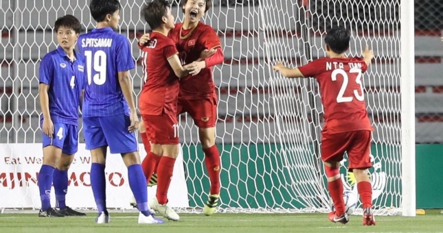 ĐTQG Việt Nam vươn lên hạng 33 thế giới