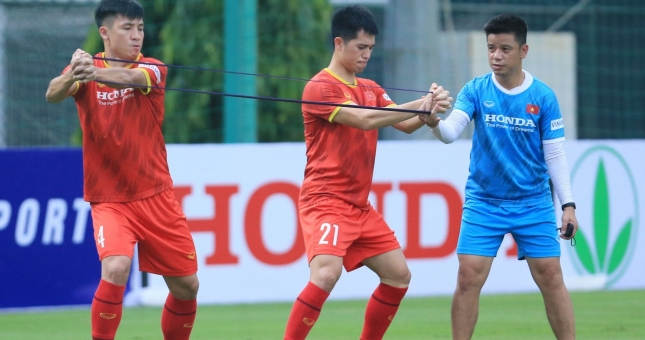 Lộ diện 4 cái tên nguy cơ bị loại khỏi ĐT Việt Nam?