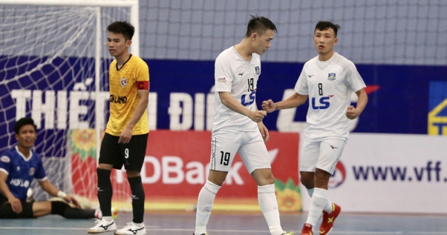 Futsal VĐQG 2021: Thái Sơn Nam gia cố ngôi đầu trước