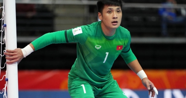 Thủ môn ĐT Việt Nam lọt Top xuất sắc nhất thế giới