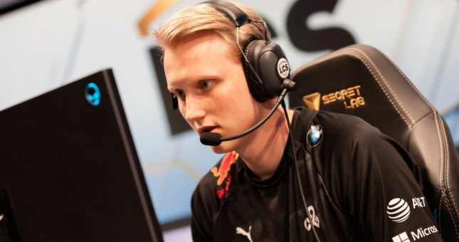 Xạ thủ của Cloud9 lập kỷ lục với số lượng Pentakill nhiều nhất lịch sử LCS