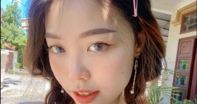 LMHT Tốc Chiến: Tuyển thủ nữ đầu tiên của Việt Nam đạt mức rank Thách Đấu