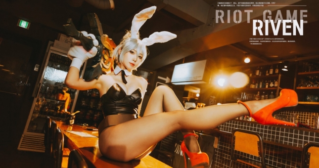 LMHT: 'Chảy máu mũi' với màn cosplay Riven Thỏ Ngọc từ nữ coser Hàn Quốc