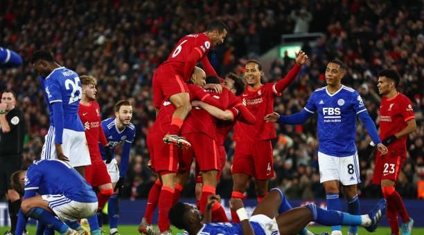 Kết quả bóng đá hôm nay (11/2): Sôi động các trận đấu ở Ngoại Hạng Anh và Cúp quốc gia