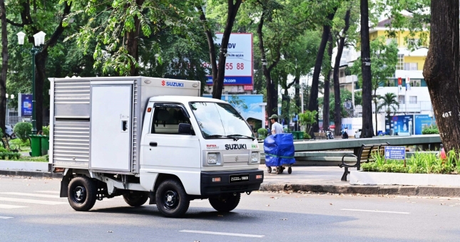 Suzuki Carry: Kẻ vận chuyển tài ba của mỗi doanh nghiệp