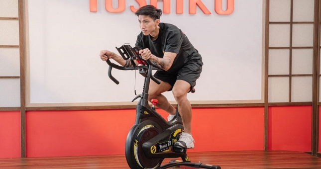 Nam giới tập xe đạp thể thao tại chỗ có tốt không? Dòng máy tập này có gì ưu việt?