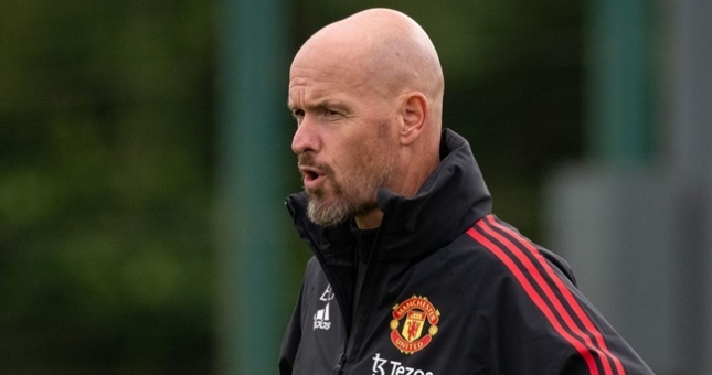 Ten Hag ra mặt tìm tiền đạo thay thế Ronaldo