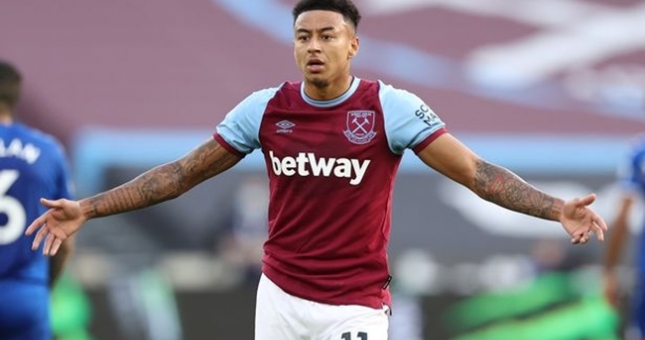 Lingard đón nhận cơn thịnh nộ, sắp bị 'trả thù' cay đắng