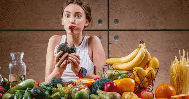 Phân biệt cheat day và cheat meal: Chúng ta có nên ăn 'Gian lận' không?