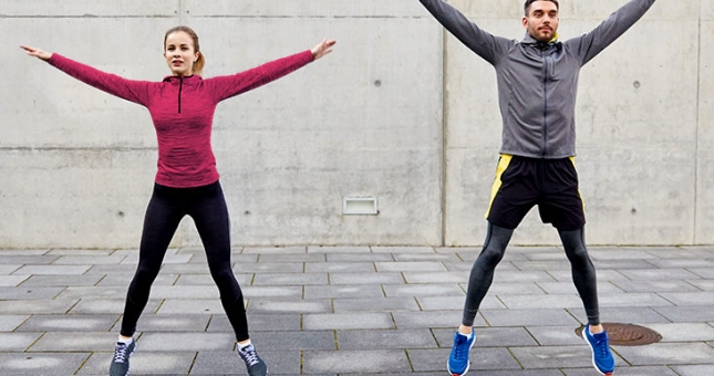 Jumping jacks là gì? Jumping jacks có giúp giảm mỡ bụng không?