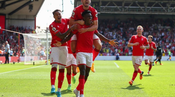 Tân binh Premier League chiến thắng bất ngờ, 'gửi lời thách thức' mọi đối thủ