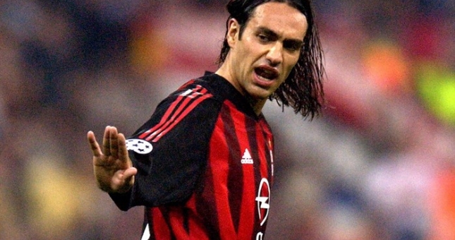 Những thước phim quý giá về trung vệ xuất sắc nhất mọi thời đại