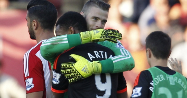 Ten Hag xứng đáng được 'tạc tượng' nếu 'unlock' De Gea, Martial