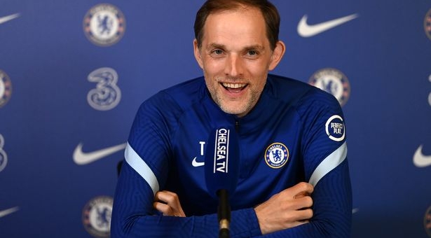 Chelsea bắt đầu 'căng', tính gây bất ngờ với công thần đại kình địch