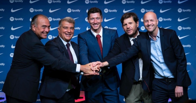 Barca gặp biến cố trước ngày mở màn La Liga: Thực sự lâm nguy