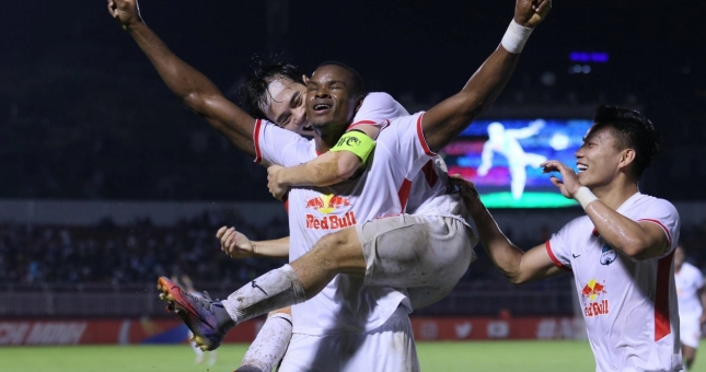 Báo Trung Quốc thán phục HAGL, tự xấu hổ về 2 CLB nhà tại AFC Champions League 2022