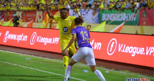 Video bàn thắng Nam Định vs Hà Nội: Hiệp 2 bùng nổ, kết quả bất ngờ