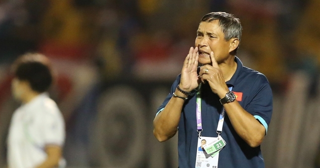 Phát biểu đáng kính nể của HLV Mai Đức Chung sau trận thua sốc Philippines