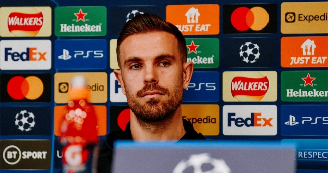 Đội trưởng Liverpool so sánh Villarreal với Barcelona thời đỉnh cao