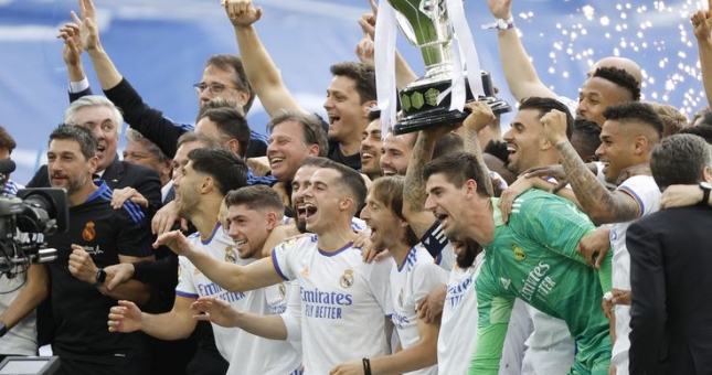 Đại thắng tại Bernabeu, Real Madrid chính thức vô địch La Liga 2021/22