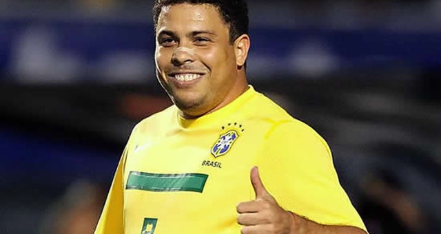 VIDEO: 'Rô béo' tái hiện tuyệt kỹ đảo chân huyền thoại ở tuổi 45